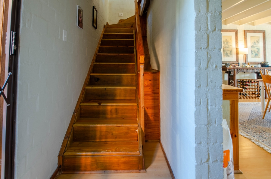 4 Bedroom Property for Sale in Pringle Bay Western Cape